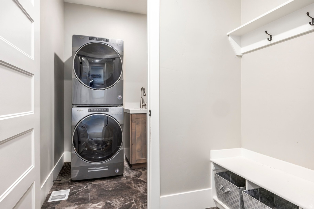 11258 N SHORELINE CT #59 Hideout, UT 84036