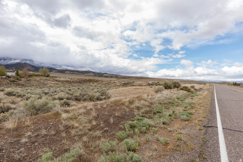 345 W LAND SLIDE RD Annabella, UT 84711