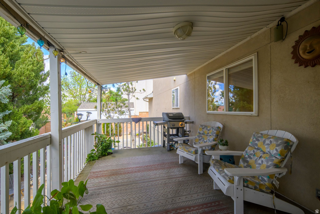 11390 S MARIPOSA WAY Sandy, UT 84094