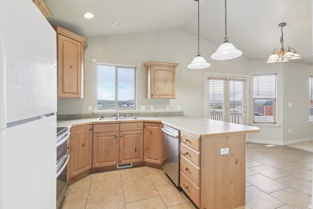 486 W MEADOW CREST WAY Saratoga Springs, UT 84045