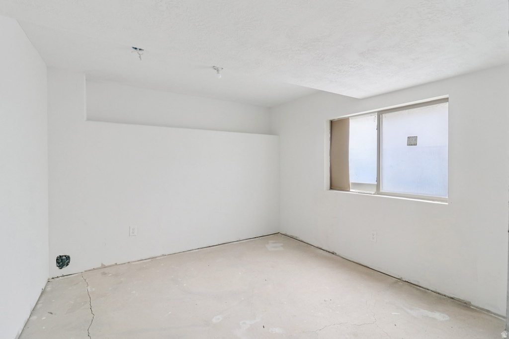 486 W MEADOW CREST WAY Saratoga Springs, UT 84045