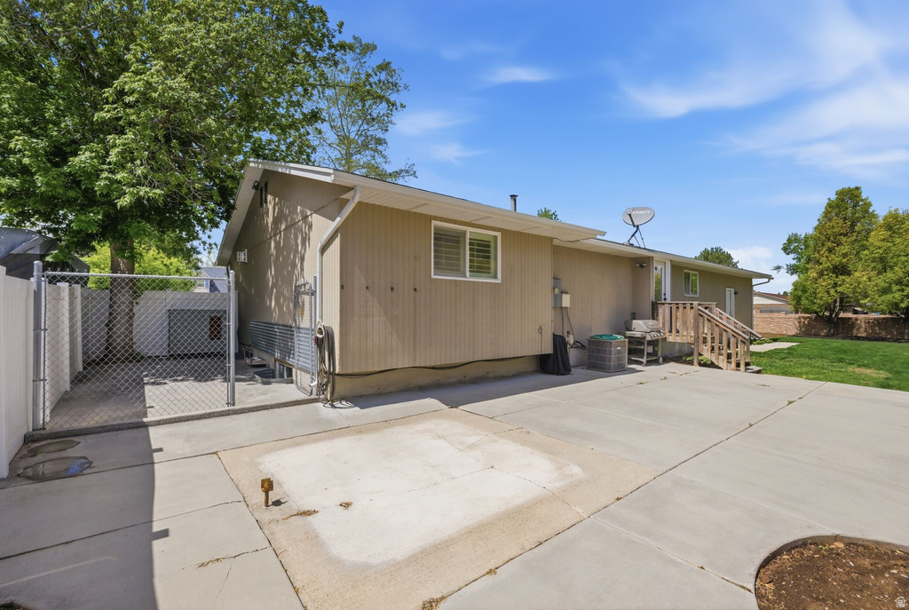 5417 S COLLISEUM CT Taylorsville, UT 84129