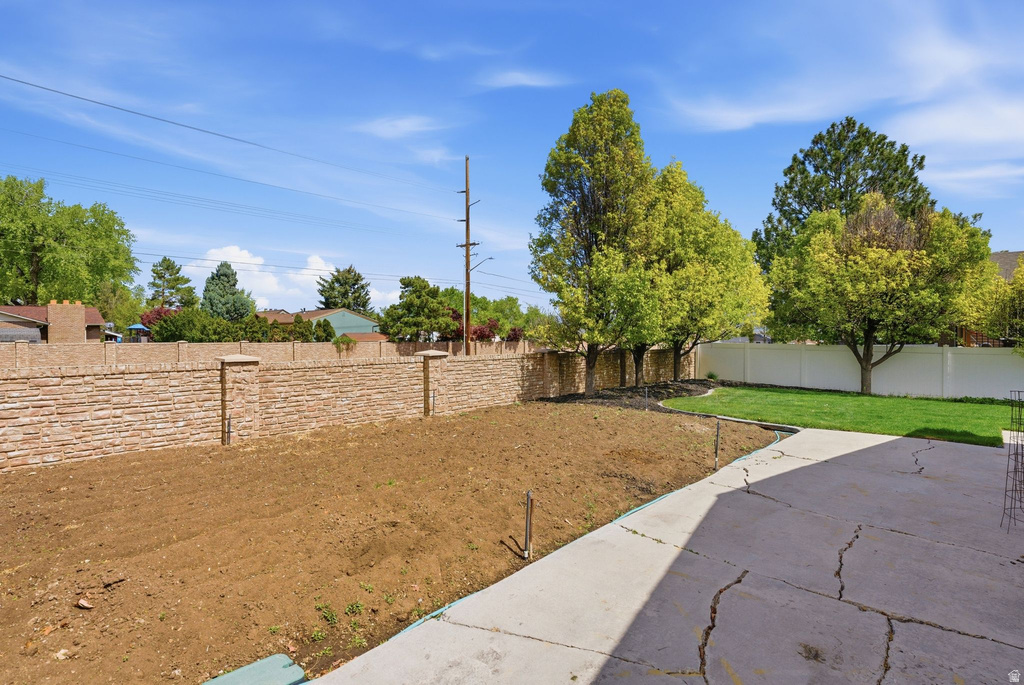 5417 S COLLISEUM CT Taylorsville, UT 84129