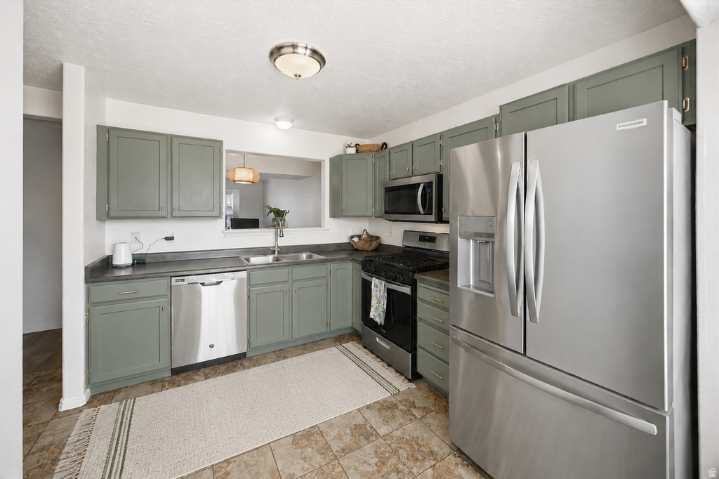 780 E HAMLET CIR Midway, UT 84049