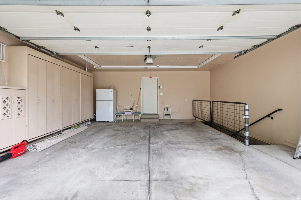 2095 E SIERRA RIDGE CT Salt Lake City, UT 84109