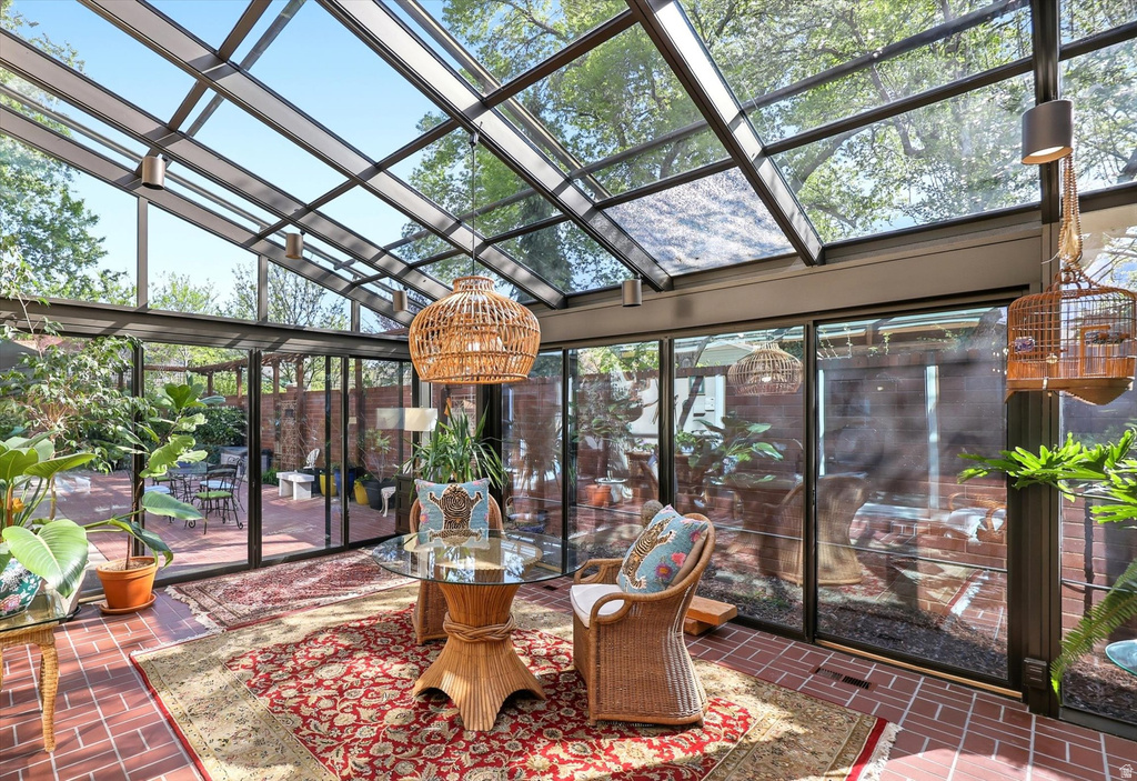 2095 E SIERRA RIDGE CT Salt Lake City, UT 84109