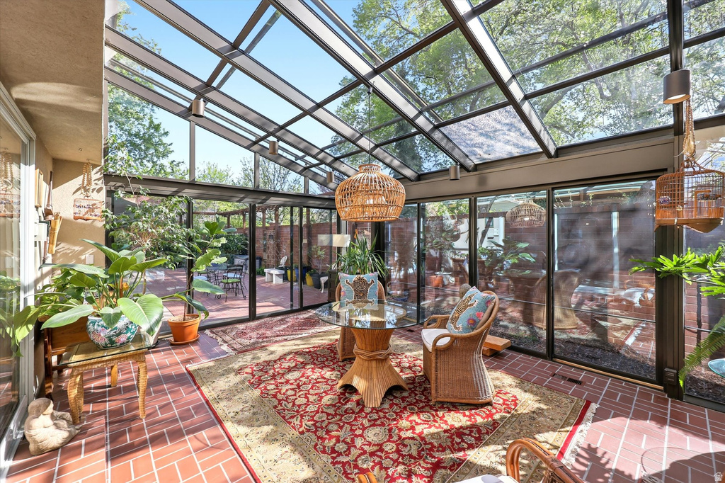 2095 E SIERRA RIDGE CT Salt Lake City, UT 84109