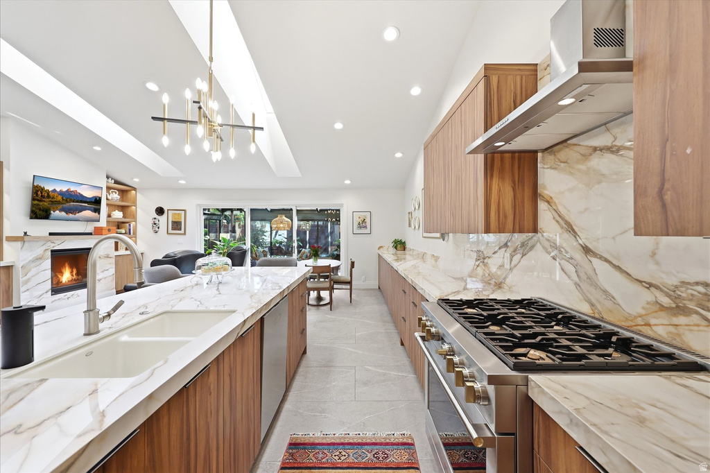 2095 E SIERRA RIDGE CT Salt Lake City, UT 84109