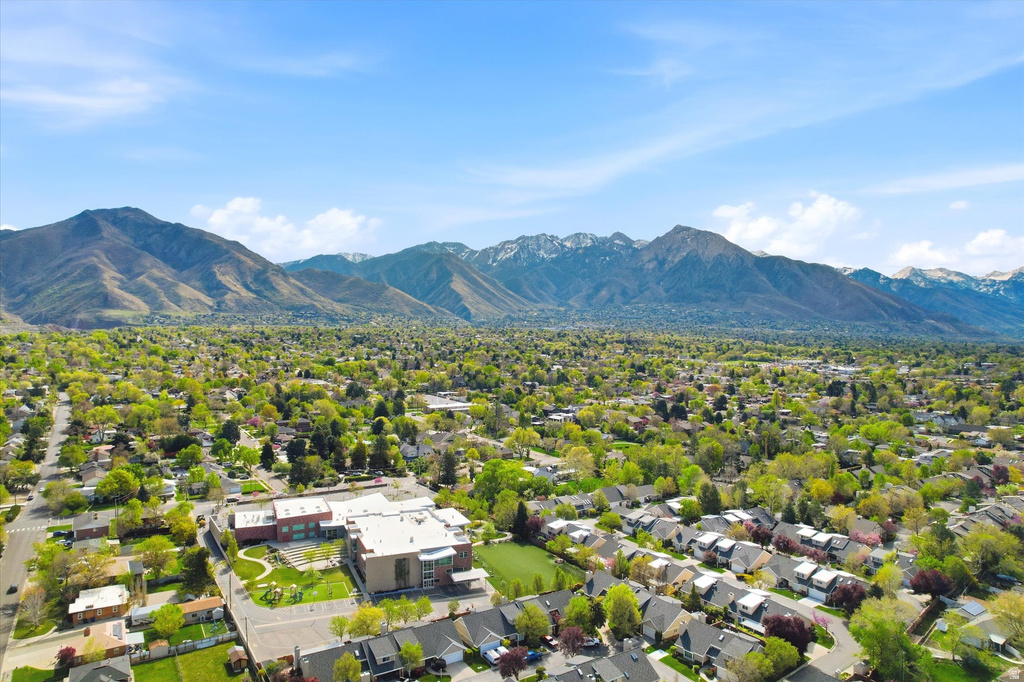 2095 E SIERRA RIDGE CT Salt Lake City, UT 84109