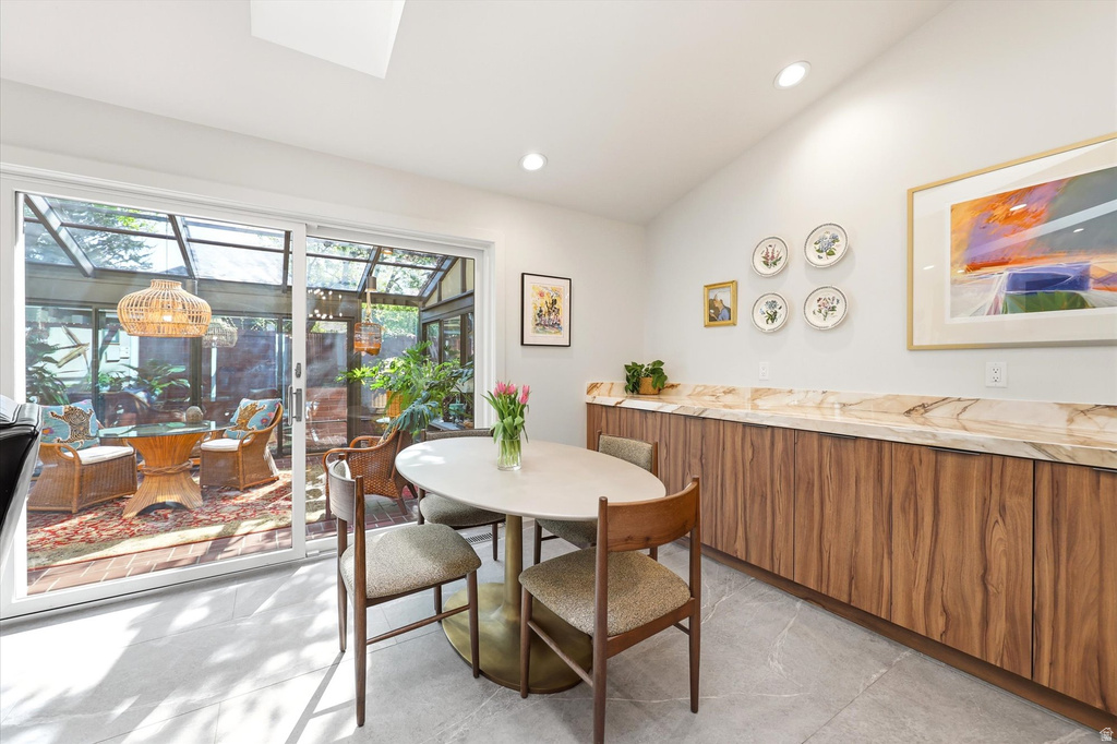 2095 E SIERRA RIDGE CT Salt Lake City, UT 84109