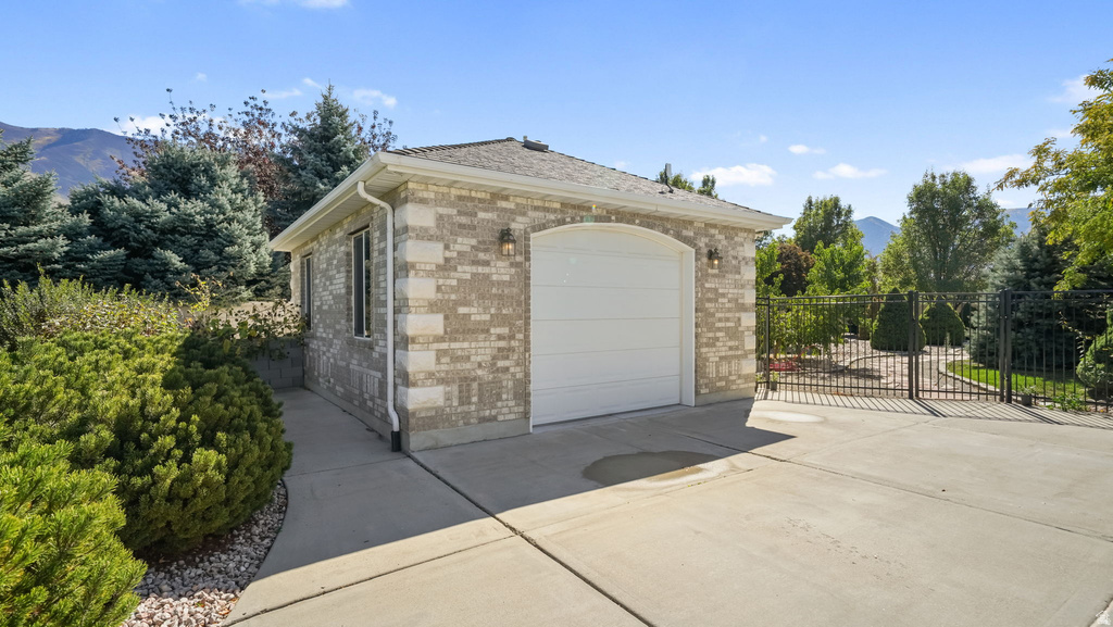 1325 W PARK MEADOWS DR Mapleton, UT 84664