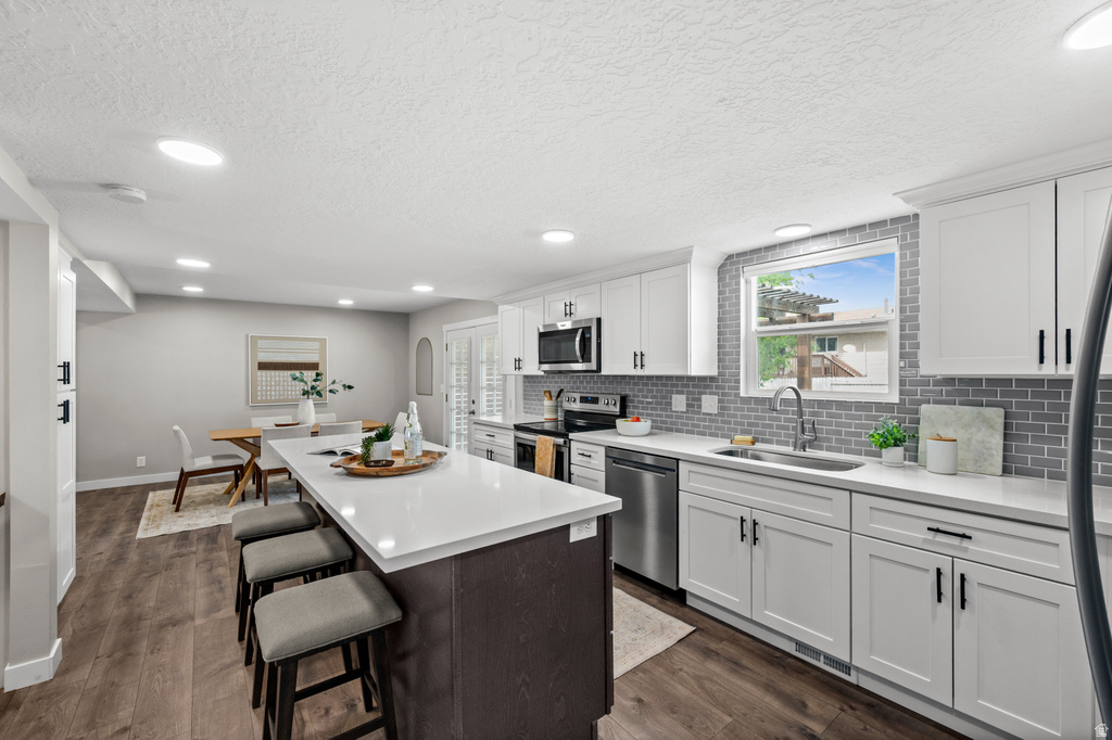 2435 FALCON WAY Sandy, UT 84093