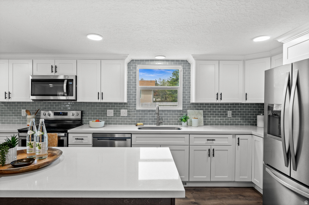 2435 FALCON WAY Sandy, UT 84093