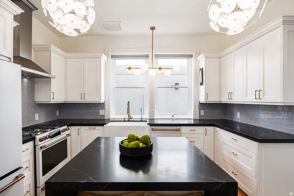 531 E 4TH AVE Salt Lake City, UT 84103