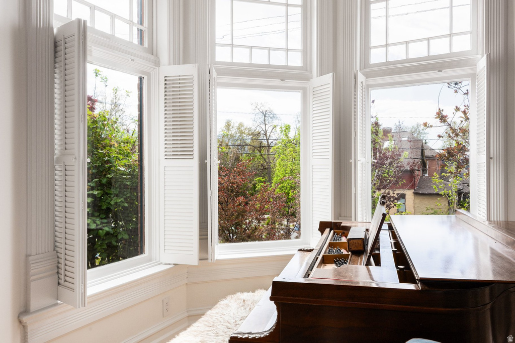 531 E 4TH AVE Salt Lake City, UT 84103