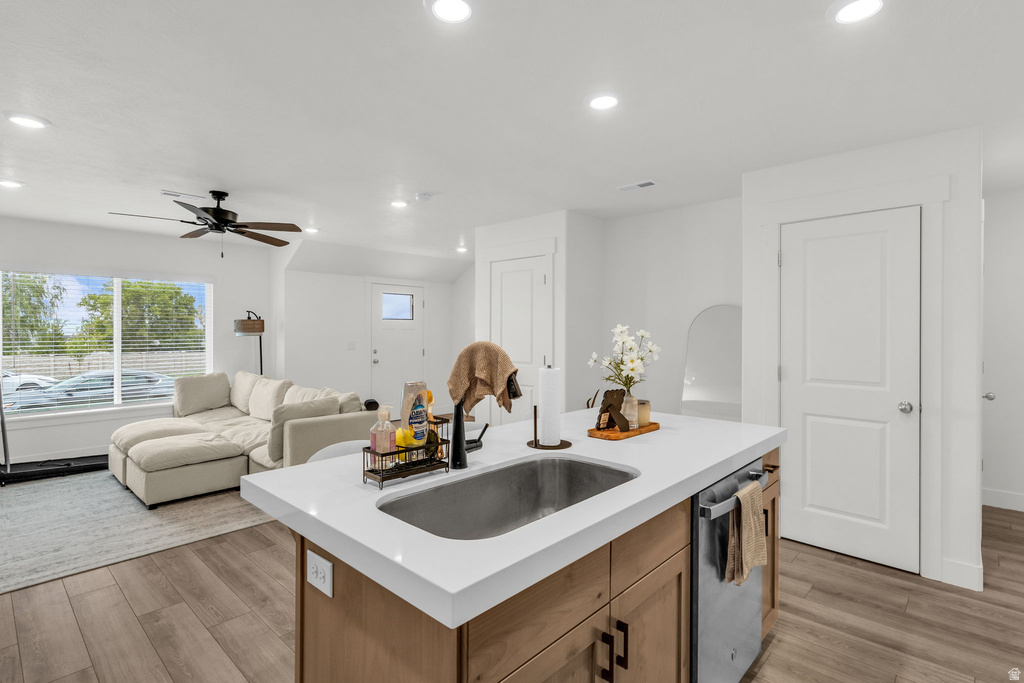 1402 N MEADOW LN Spanish Fork, UT 84660