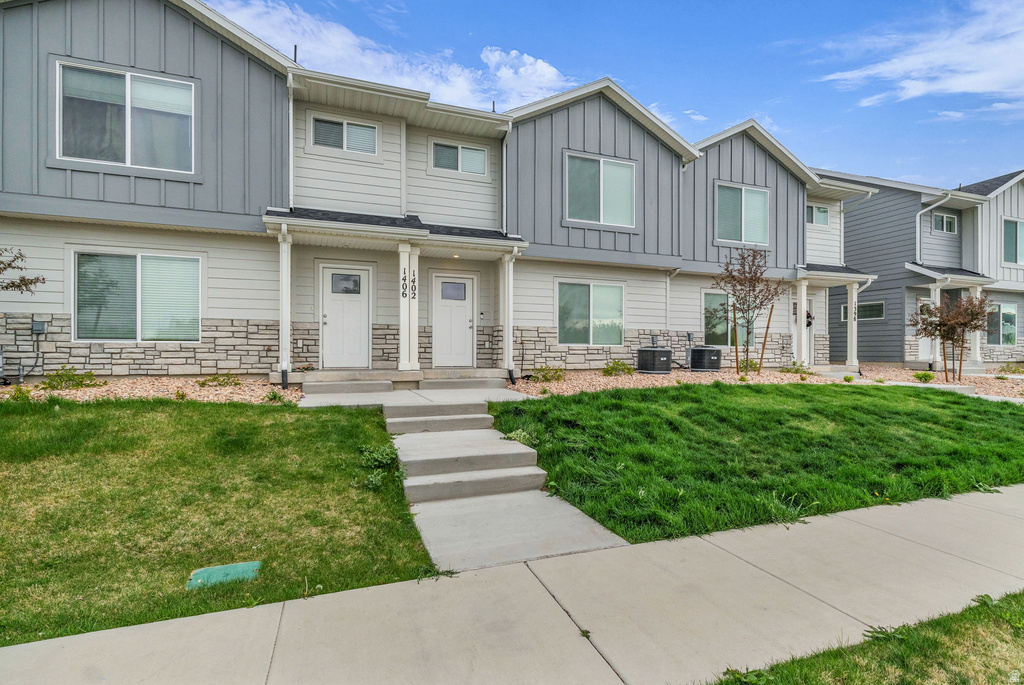 1402 N MEADOW LN Spanish Fork, UT 84660