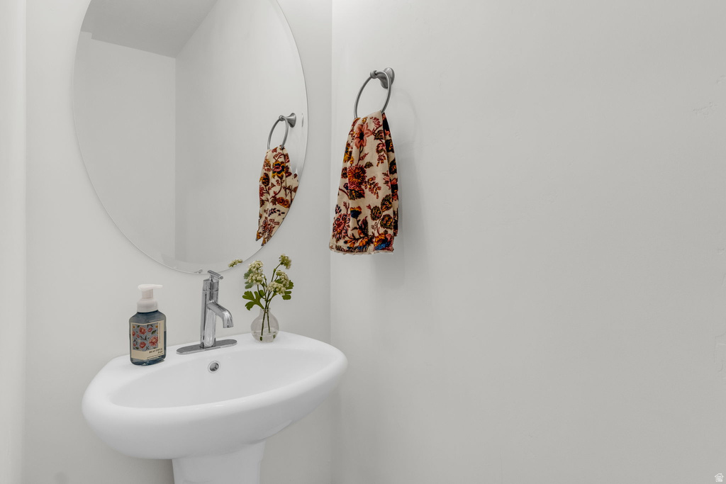 1402 N MEADOW LN Spanish Fork, UT 84660