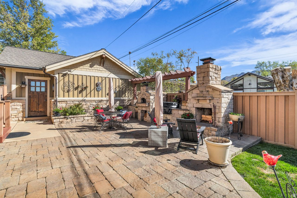 1733 S SUGARHOUSE LN Salt Lake City, UT 84108