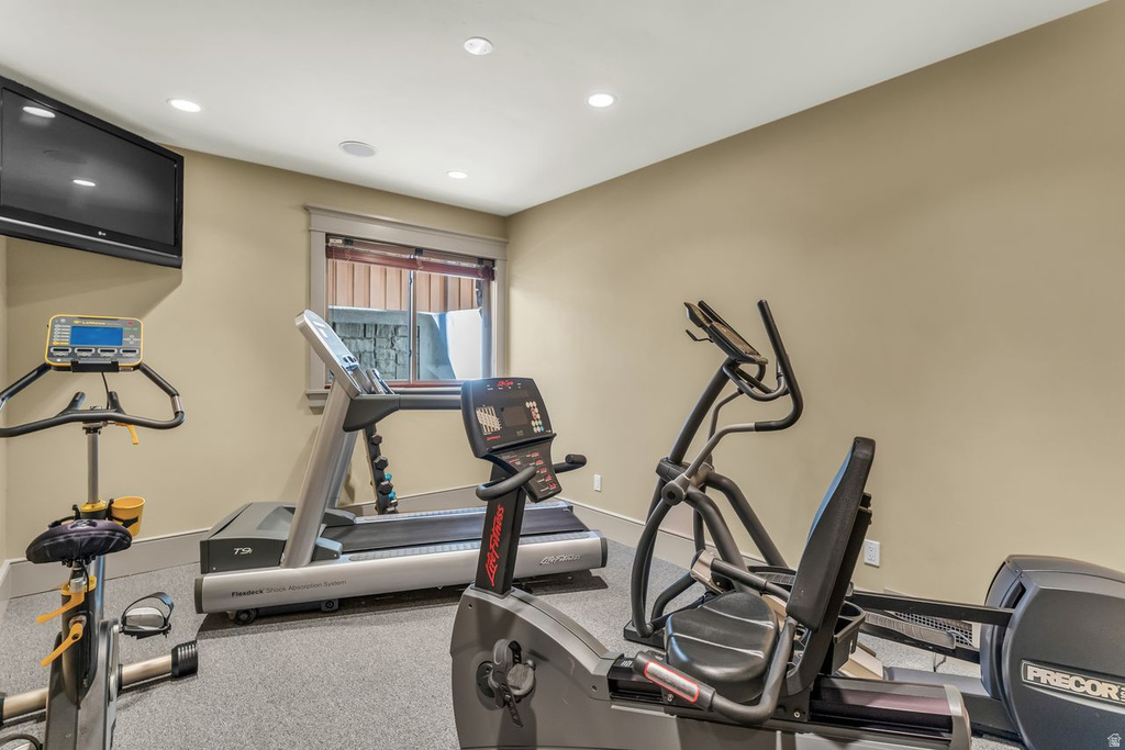 1733 S SUGARHOUSE LN Salt Lake City, UT 84108