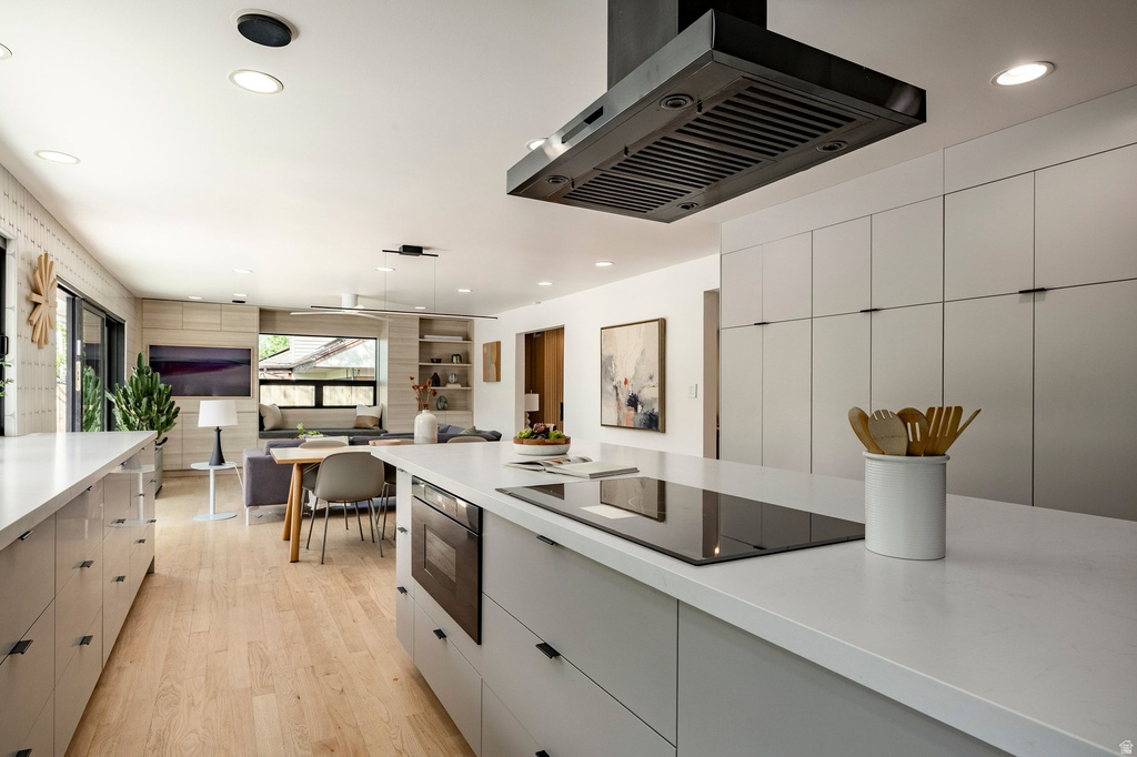2070 E BROWNING AVE Salt Lake City, UT 84108