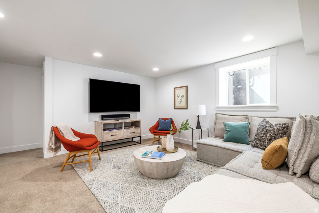 2070 E BROWNING AVE Salt Lake City, UT 84108
