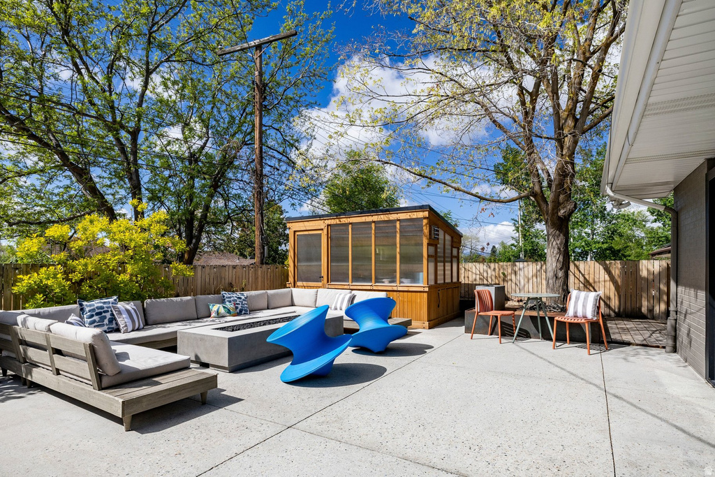 2070 E BROWNING AVE Salt Lake City, UT 84108
