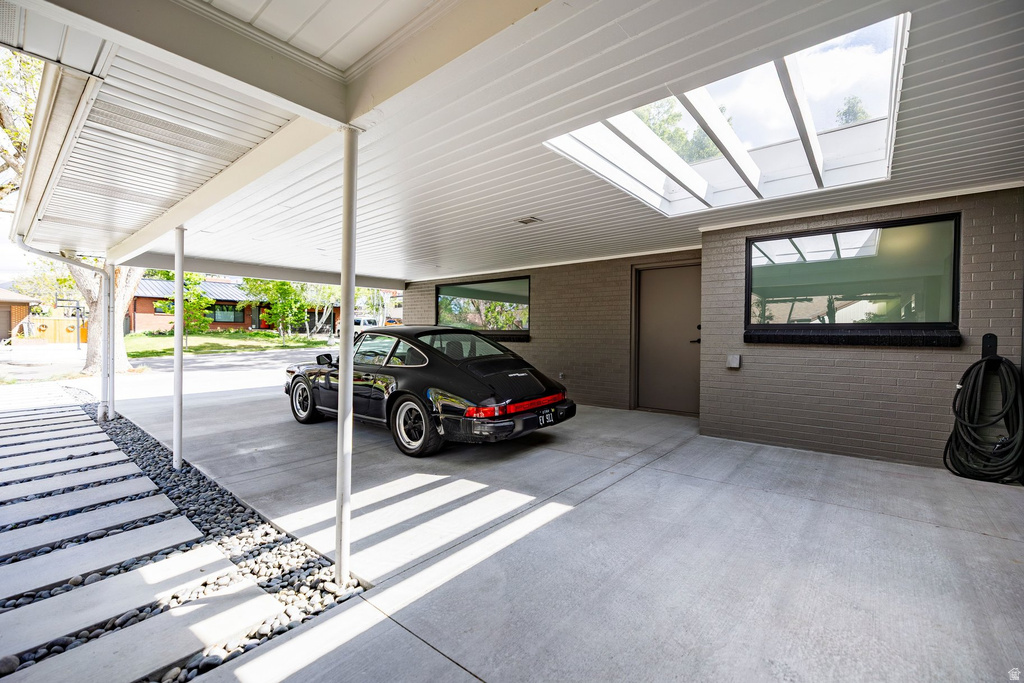 2070 E BROWNING AVE Salt Lake City, UT 84108