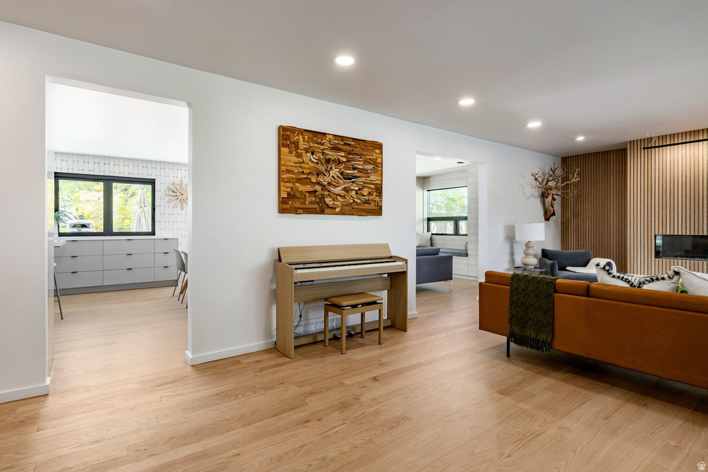 2070 E BROWNING AVE Salt Lake City, UT 84108