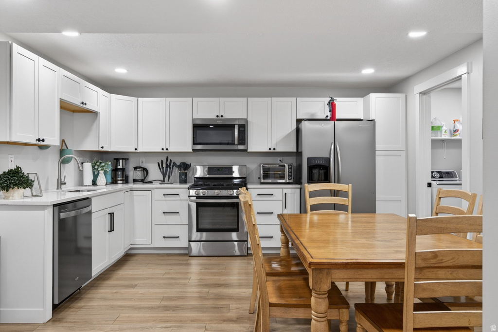 2257 E KARALEE WAY Sandy, UT 84092