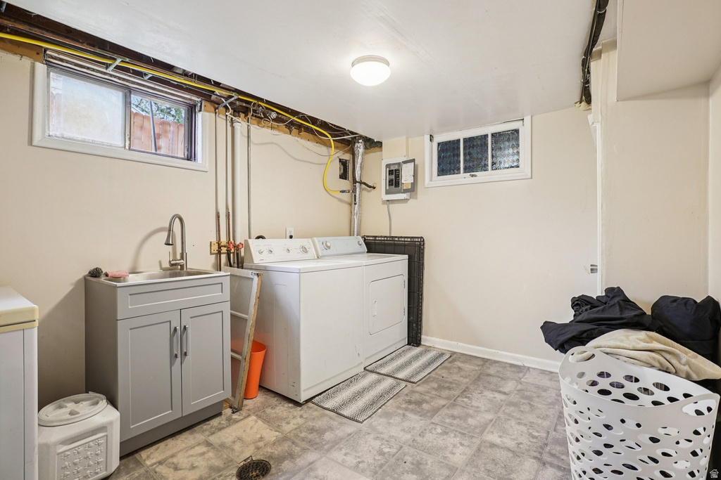 1612 RUSHTON ST Ogden, UT 84401