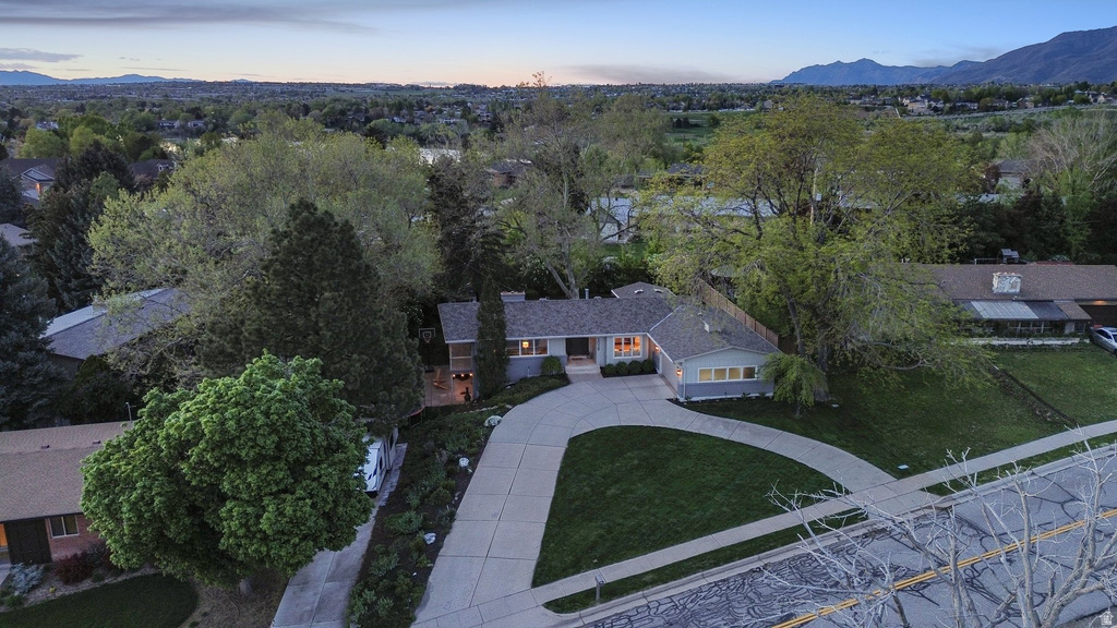 2029 E GENTILE Layton, UT 84040