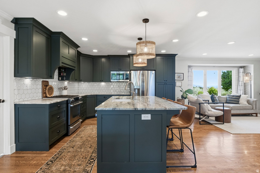 2029 E GENTILE Layton, UT 84040