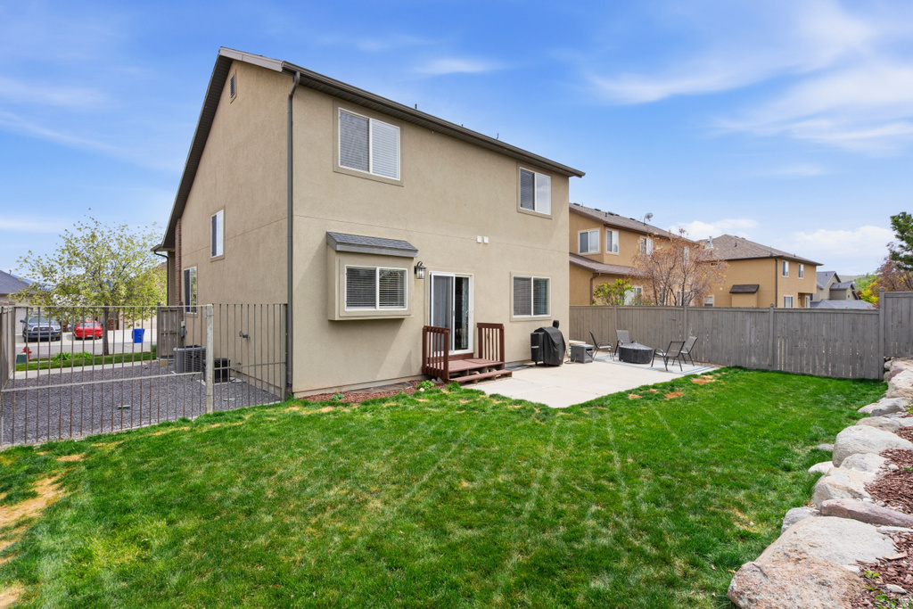 8757 N JEFFERSON DR Eagle Mountain, UT 84005