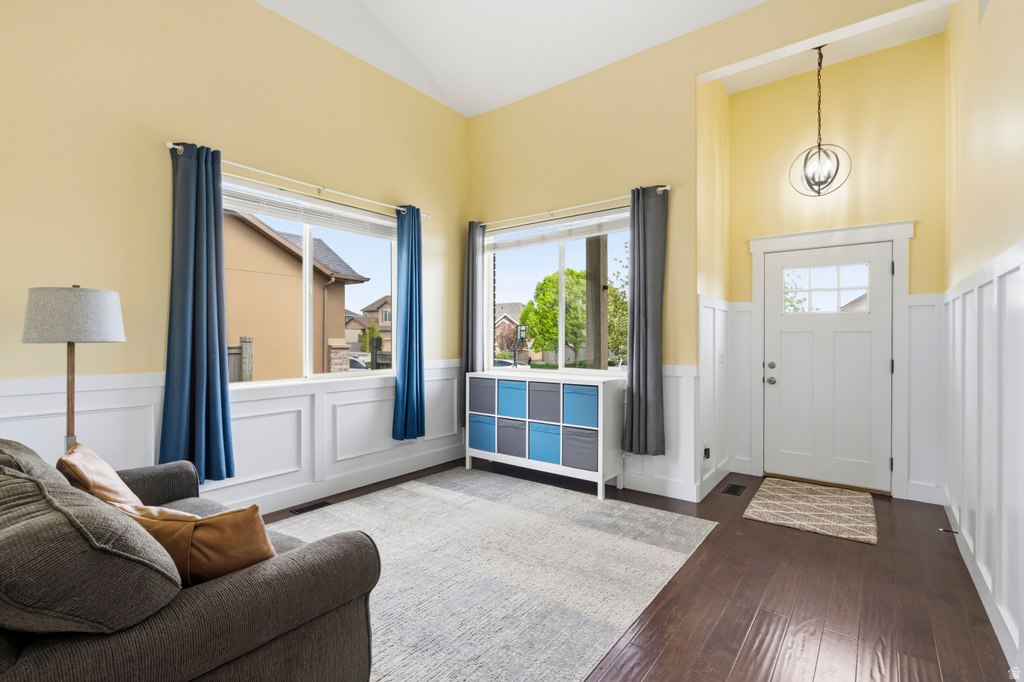 8757 N JEFFERSON DR Eagle Mountain, UT 84005