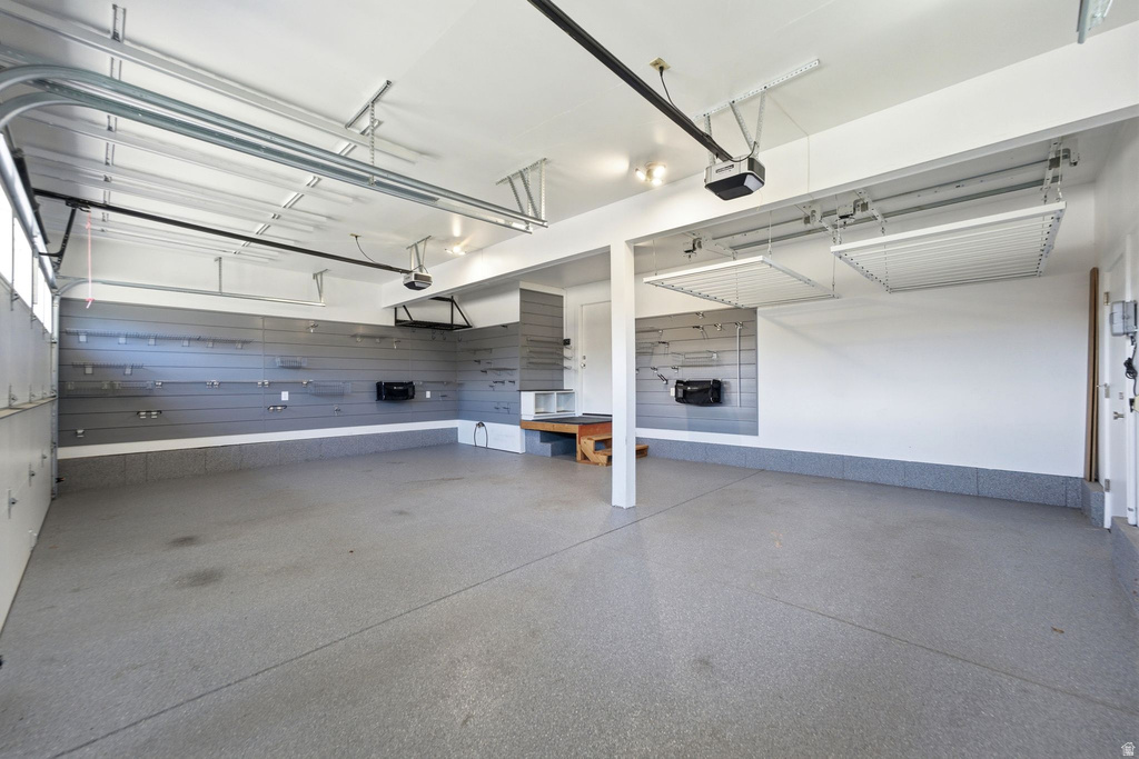 8917 S SUNRIDGE DR Sandy, UT 84093