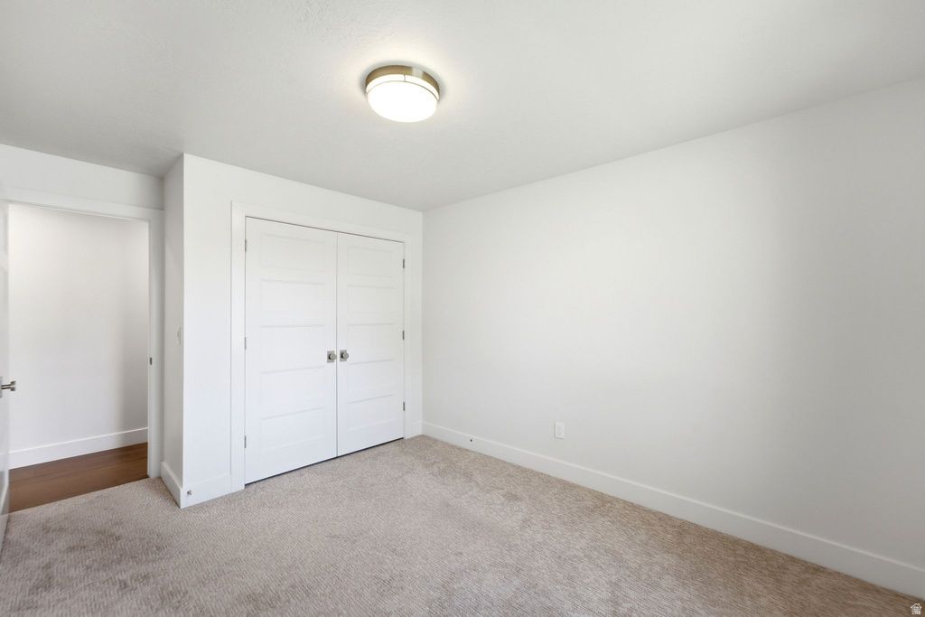 8917 S SUNRIDGE DR Sandy, UT 84093