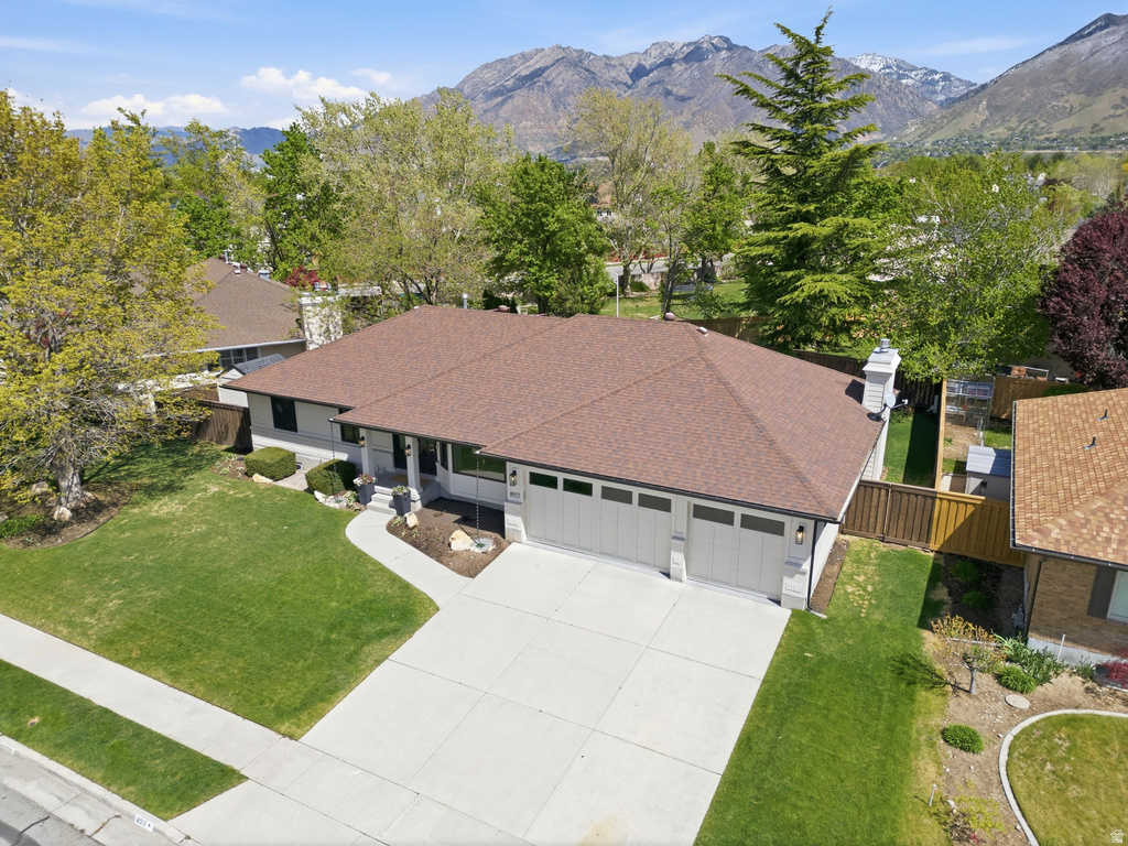 8917 S SUNRIDGE DR Sandy, UT 84093