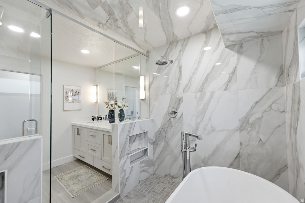 8917 S SUNRIDGE DR Sandy, UT 84093