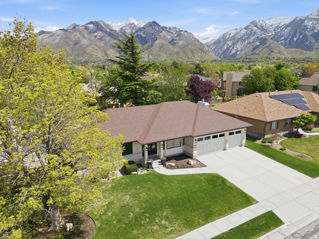8917 S SUNRIDGE DR Sandy, UT 84093