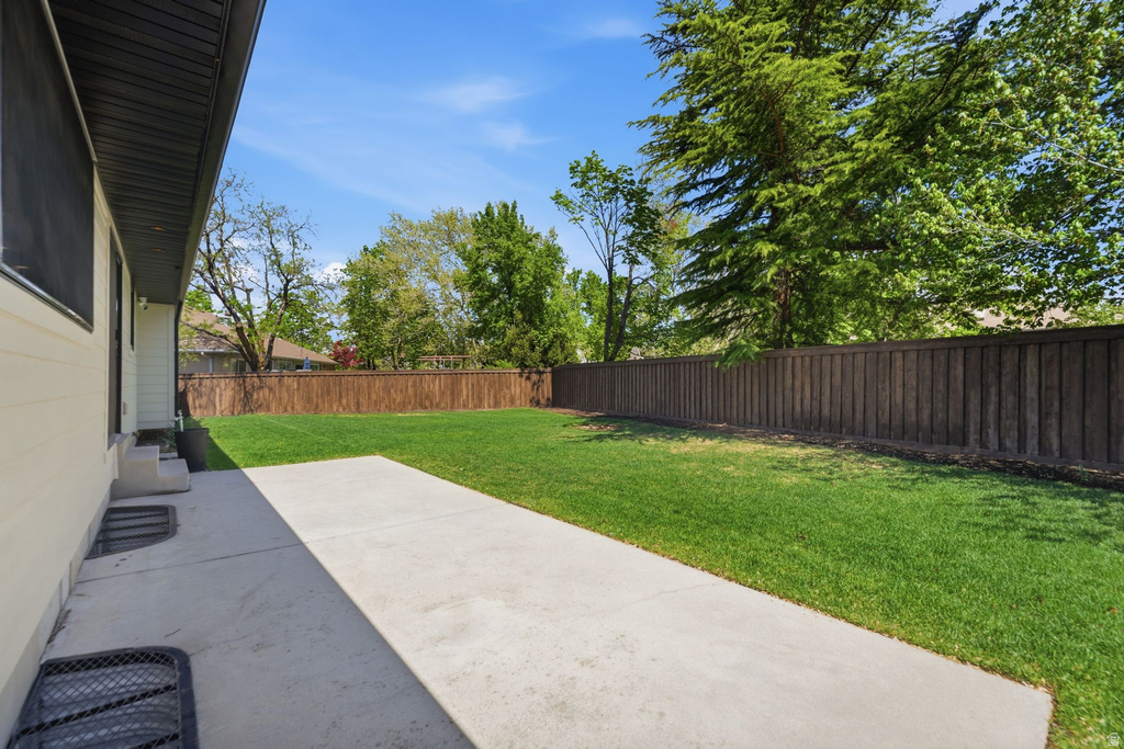 8917 S SUNRIDGE DR Sandy, UT 84093