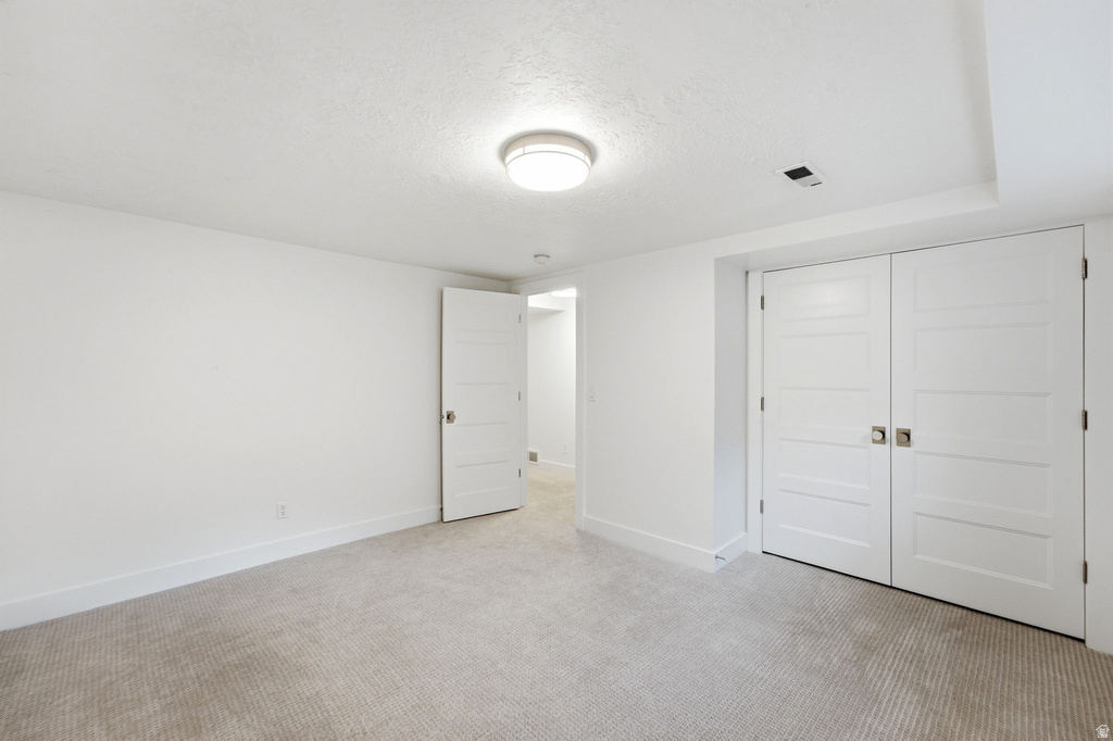 8917 S SUNRIDGE DR Sandy, UT 84093