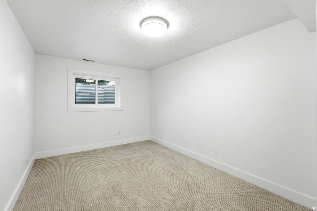 8917 S SUNRIDGE DR Sandy, UT 84093