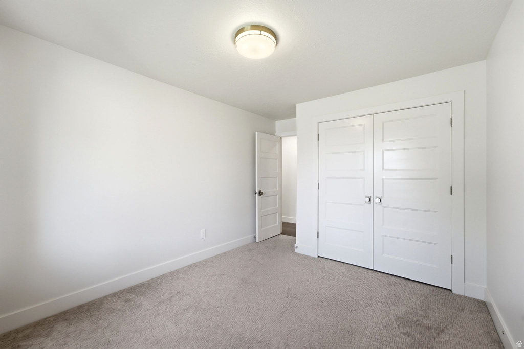 8917 S SUNRIDGE DR Sandy, UT 84093