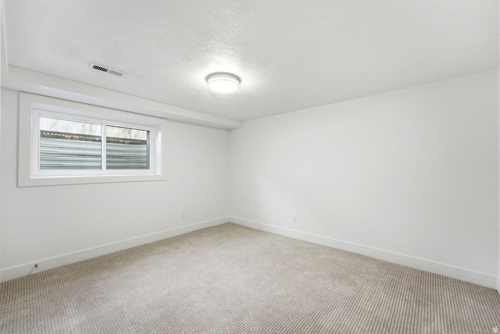 8917 S SUNRIDGE DR Sandy, UT 84093