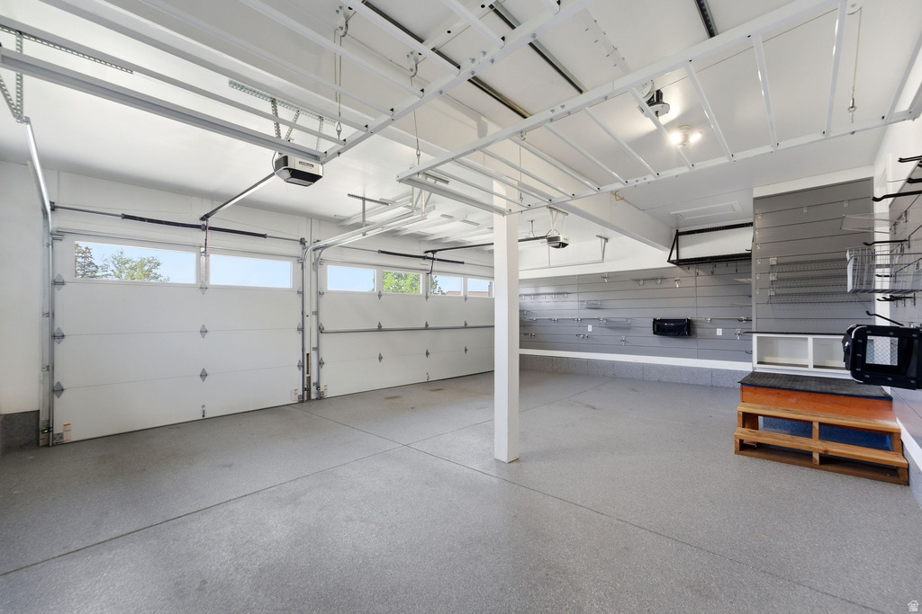 8917 S SUNRIDGE DR Sandy, UT 84093