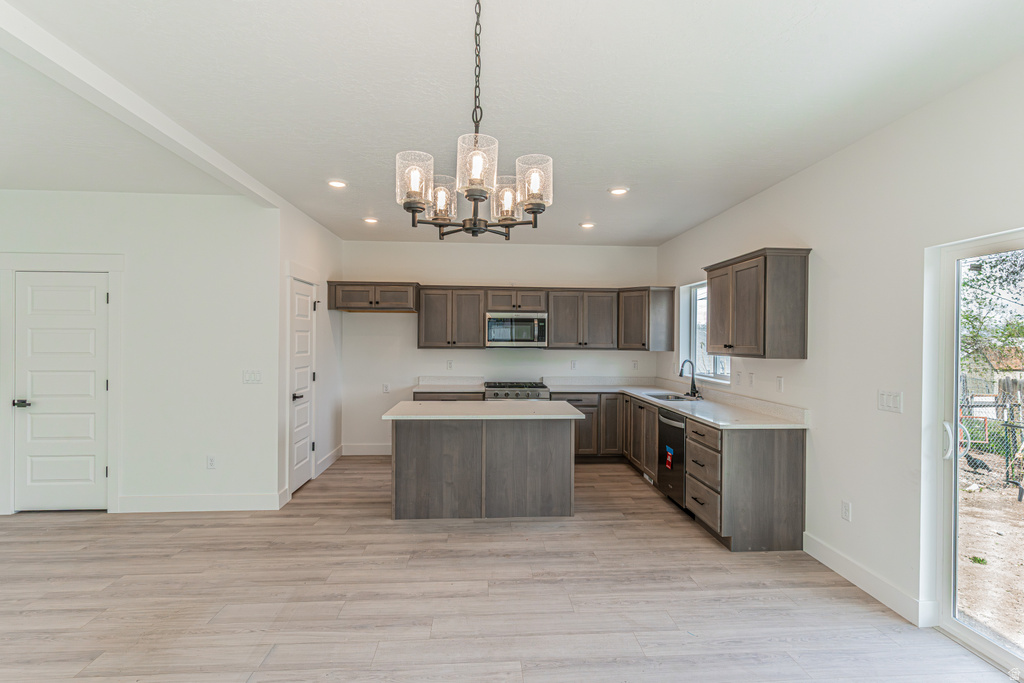 3027 S 9150 W Magna, UT 84044