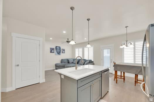 4174 W SHADE HILL LN Herriman, UT 84096
