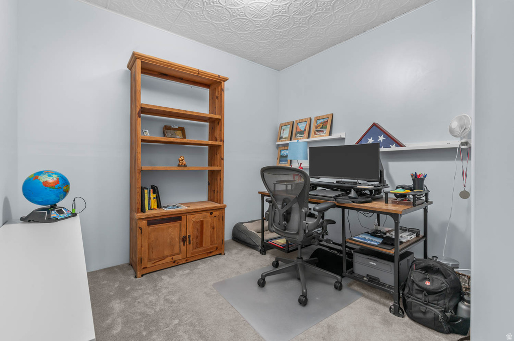 184 N WOOD HILL LN North Salt Lake, UT 84054