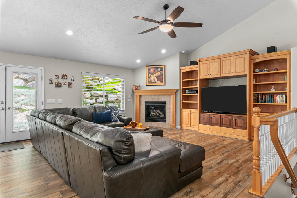 184 N WOOD HILL LN North Salt Lake, UT 84054